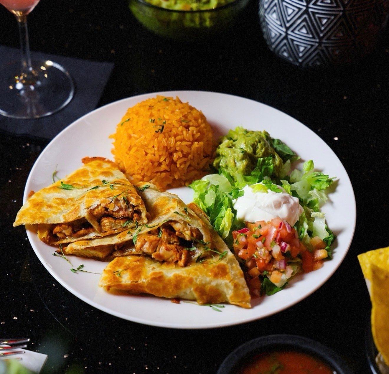 Lunch Quesadilla Monterrey